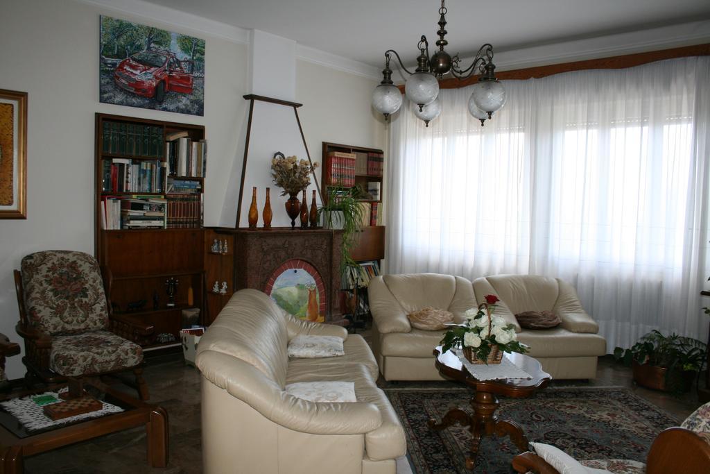 Bedizzole B&B Il Glicine المظهر الخارجي الصورة