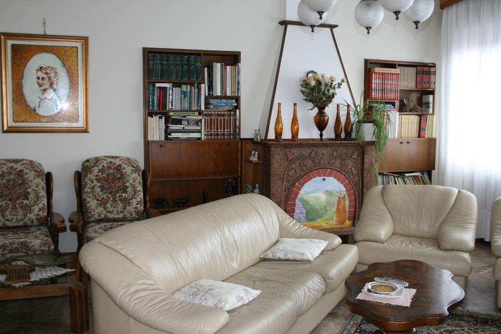 Bedizzole B&B Il Glicine المظهر الخارجي الصورة